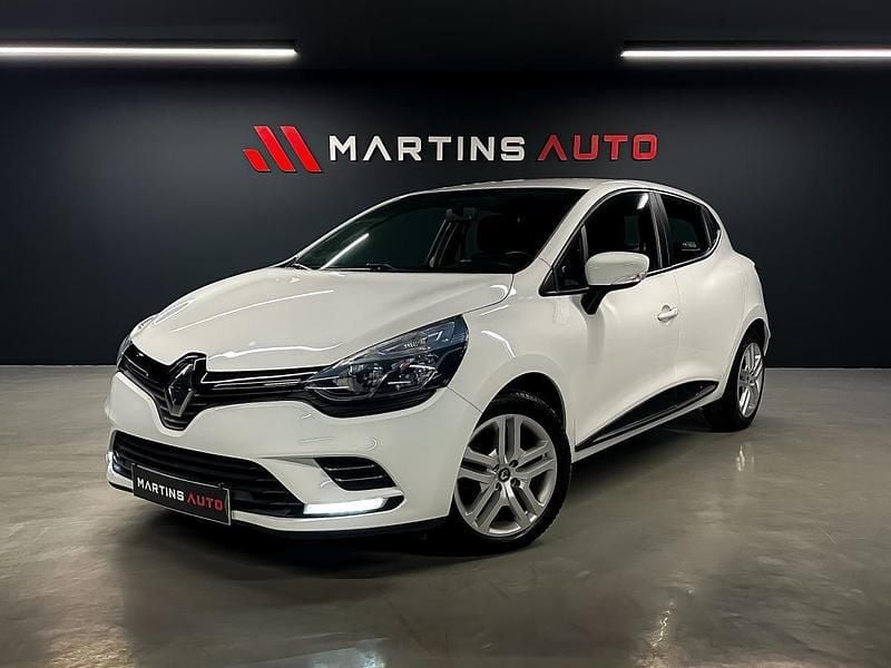 Branco Usado 2018 Renault Clio IV Zen | € 12.990 (Preço elevado) - Imagem 1/4