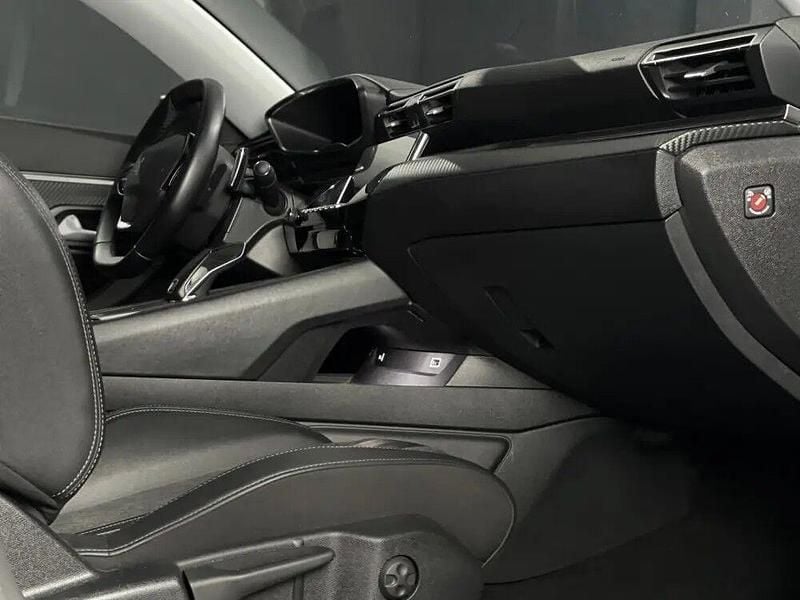 Usado Peugeot 508 Allure 130 HP (95 kW) 2021 Azul Carrinha