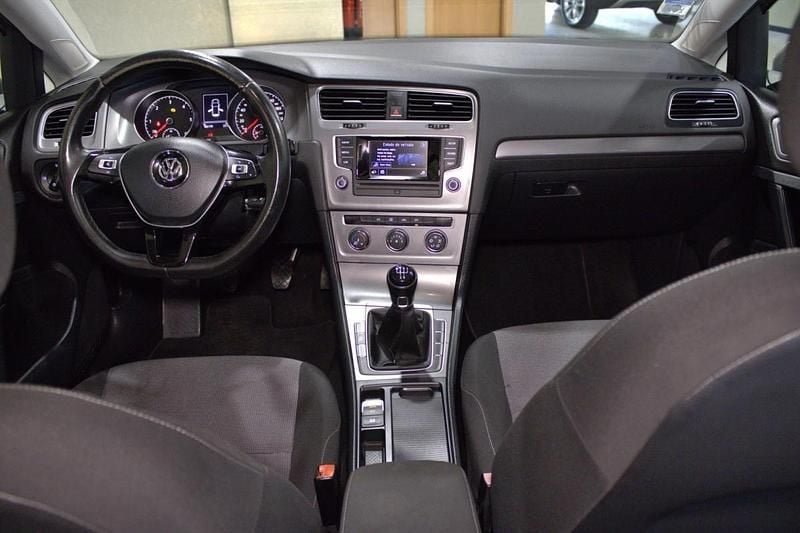 Usado VW Golf VII 105 HP (77 kW) 2013 Cinzento