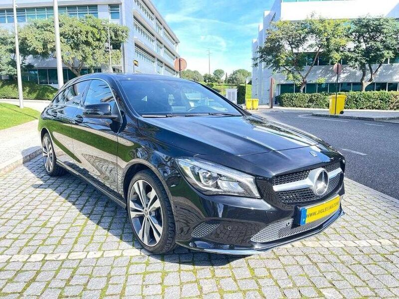 Preto Usado 2018 Mercedes CLA180 Sedan | € 21.900 (Bom preço) - Imagem 1/4
