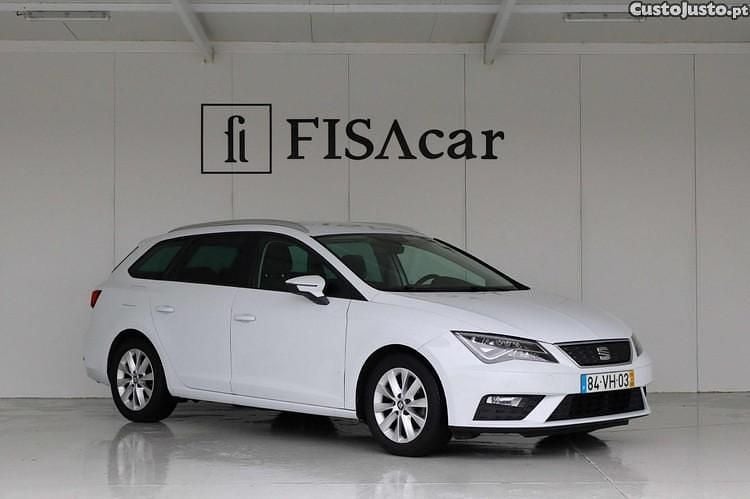 Usado Seat Leon Style 115 HP (84 kW) 2018 Branco Carrinha