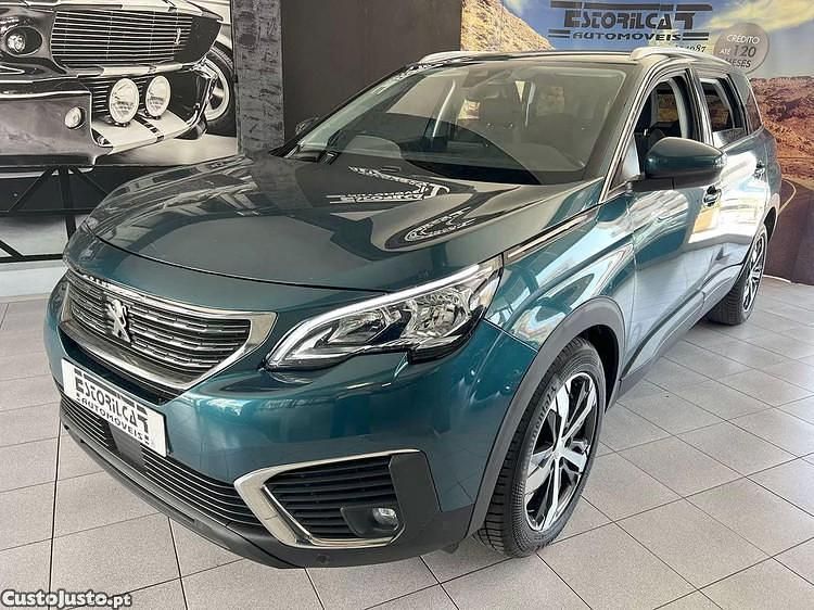 Verde Usado 2019 Peugeot 5008 Active Monovolume | € 22.900 (Preço justo) - Imagem 1/1
