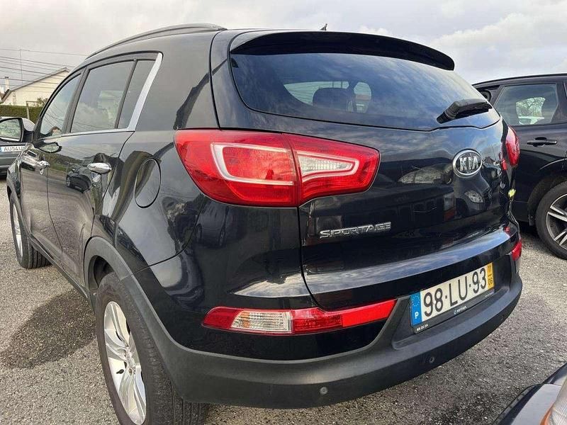 Usado Kia Sportage 115 HP (84 kW) 2011 Preto SUV