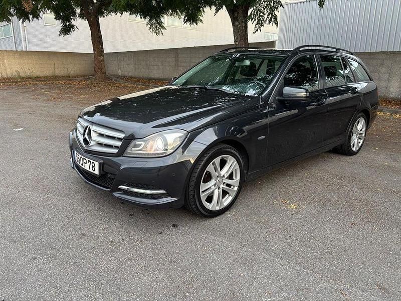 Usado 2011 Mercedes C200 Carrinha | € 13.500 (Caro) - Imagem 1/4