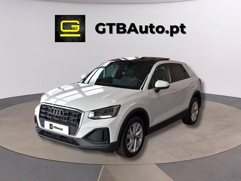 Branco Usado 2022 Audi Q2 S-Line SUV | € 32.500 - Imagem 1/4