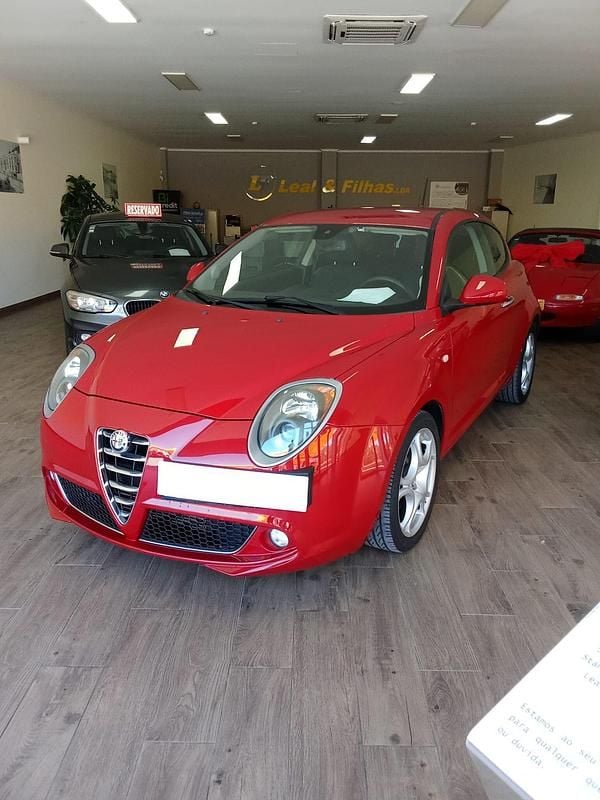 Vermelho Usado 2014 Alfa Romeo MiTo Progression Citadino | € 9.890 (Preço justo) - Imagem 1/4