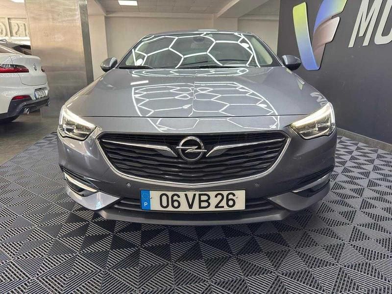 Usado Opel Insignia 136 HP (100 kW) 2018 Cinzento