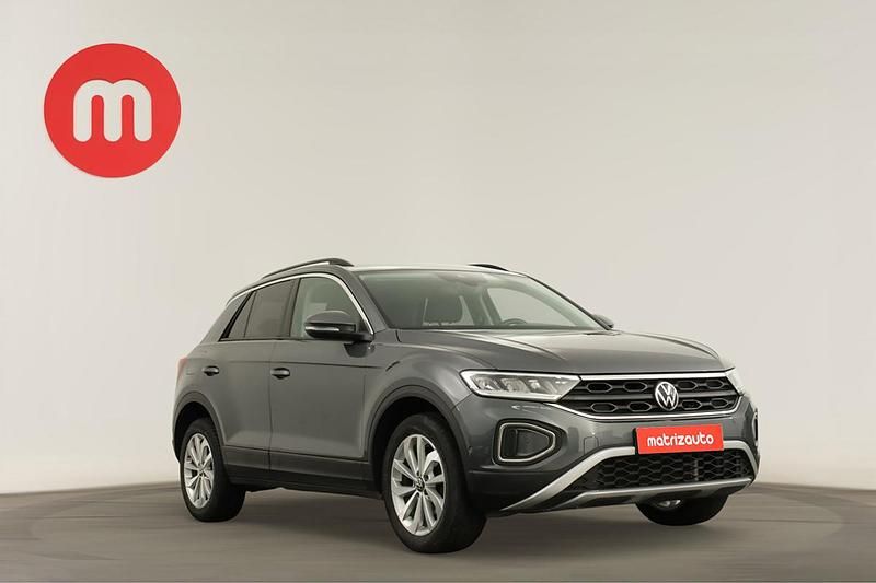 Usado VW T-Roc 110 HP (80 kW) 2023 SUV