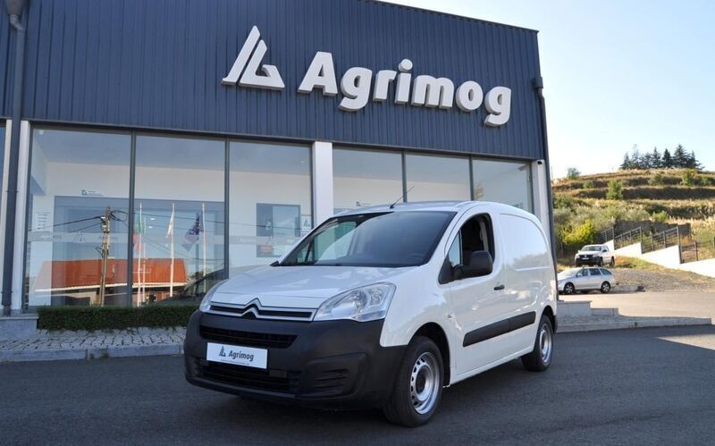 Branco Usado 2018 Citroën Berlingo Monovolume | € 14.900 (Preço justo) - Imagem 1/4