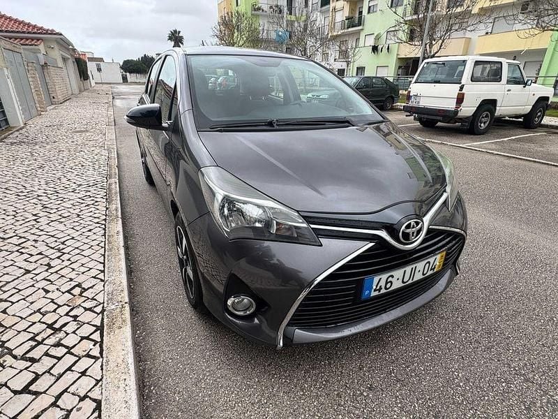 Usado 2015 Toyota Yaris Style | € 12.250 (Preço justo) - Imagem 1/4