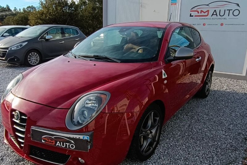 Vermelho Usado 2012 Alfa Romeo MiTo Citadino | € 7.950 (Bom preço) - Imagem 1/4