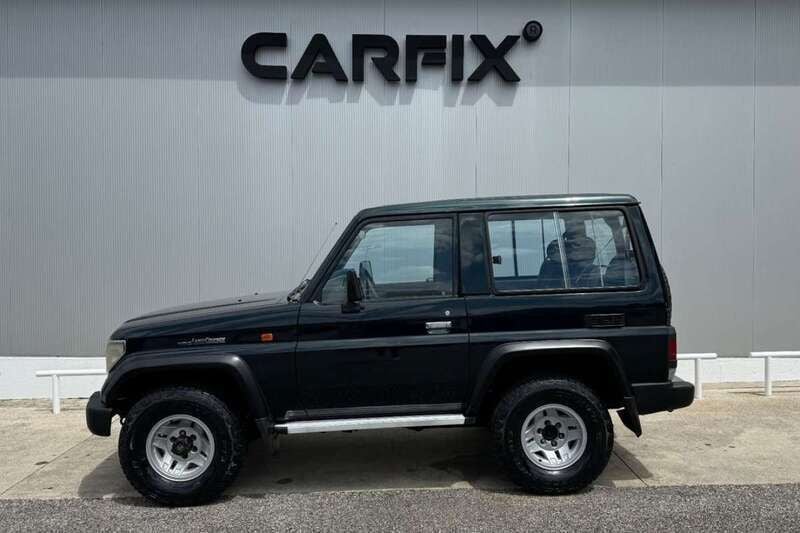 Verde Usado 1994 Toyota Land Cruiser SUV | € 24.999 - Imagem 1/4