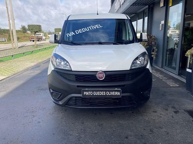 Usado Fiat Doblò 95 HP (69 kW) 2020 Branco