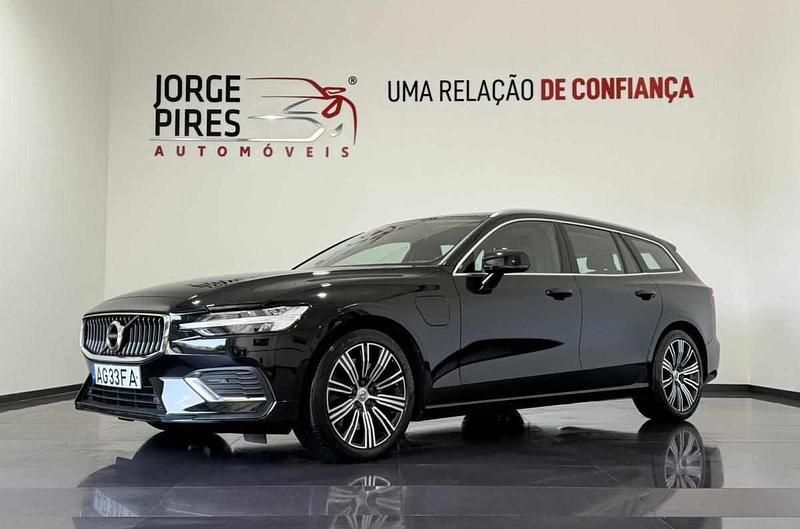 Preto Usado 2021 Volvo V60 Carrinha | € 29.990 (Preço justo) - Imagem 1/4