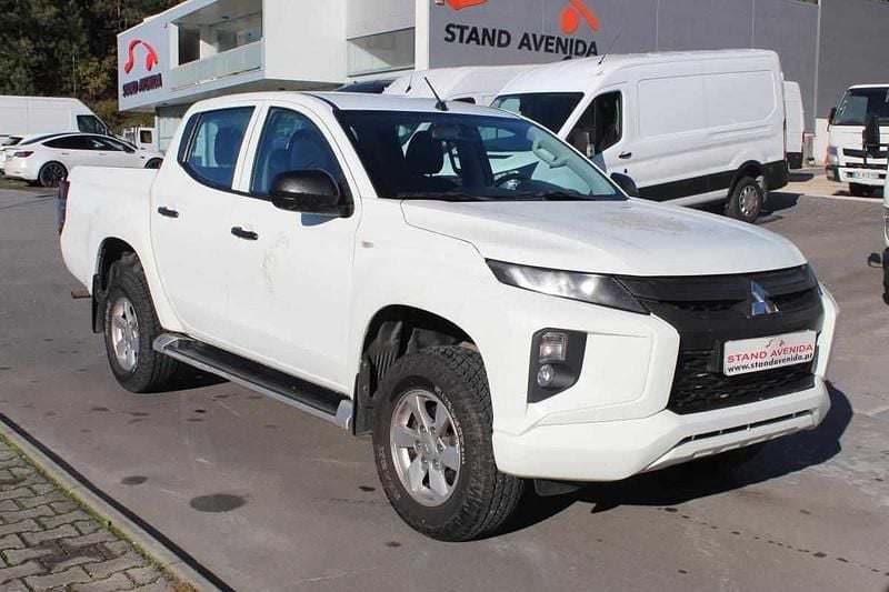 Usado Mitsubishi L200 150 HP (110 kW) 2021 Branco Pickup