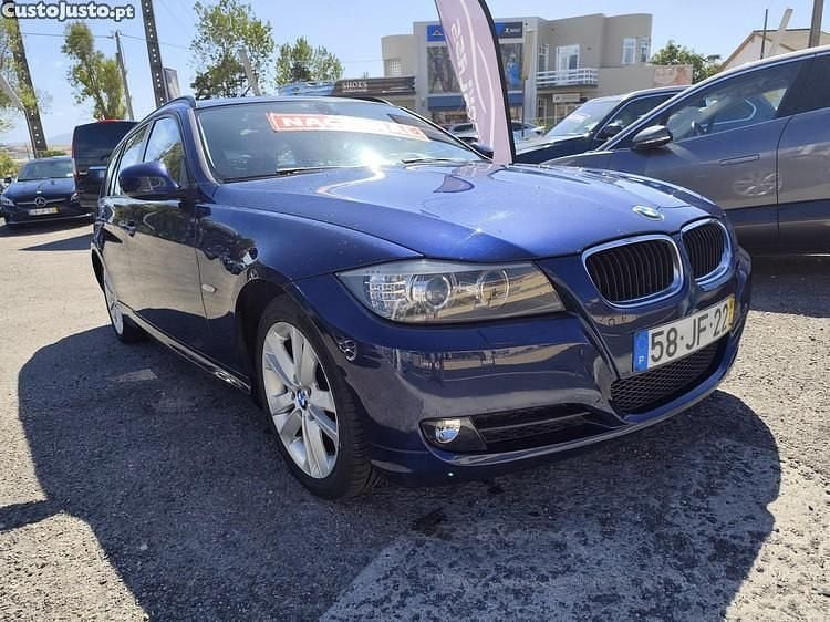 Azul Usado 2010 BMW 316 Carrinha | € 9.900 - Imagem 1/1