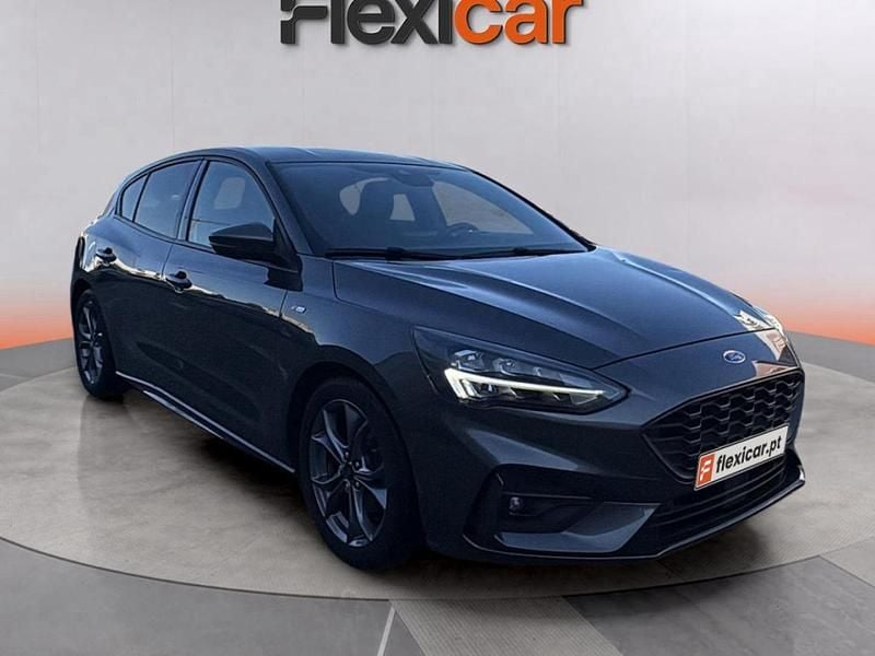 Cinza Usado 2018 Ford Focus ST-Line Carrinha | € 12.990 (Preço justo) - Imagem 1/4