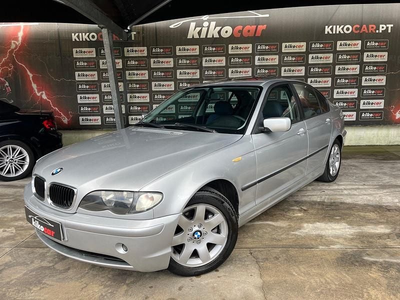 Cinza Usado 2002 BMW 320 Sedan | € 4.600 (Preço elevado) - Imagem 1/4