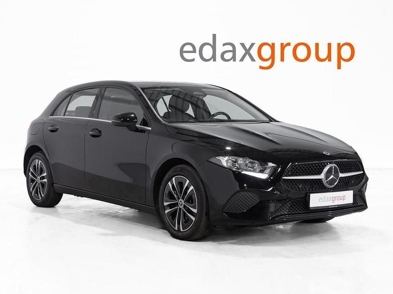 Preto Usado 2023 Mercedes A250 Sedan | € 31.490 (Preço justo) - Imagem 1/4