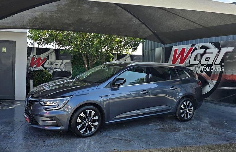 Cinza Usado 2022 Renault Mégane GrandTour LIMITED Carrinha | € 19.450 (Preço elevado) - Imagem 1/4