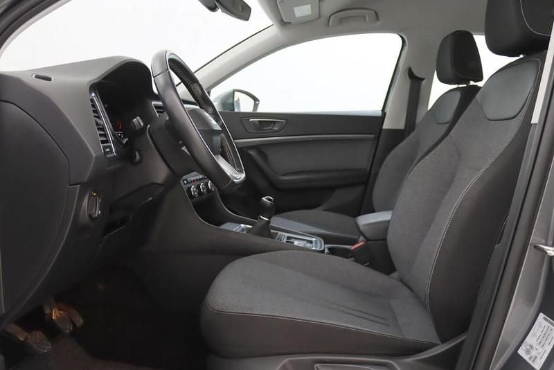 Usado Seat Ateca 110 HP (80 kW) 2023 Cinzento SUV
