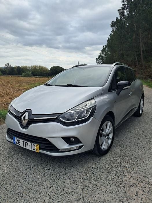 Usado 2017 Renault Clio IV LIMITED Carrinha | € 7.700 (Bom preço) - Imagem 1/4