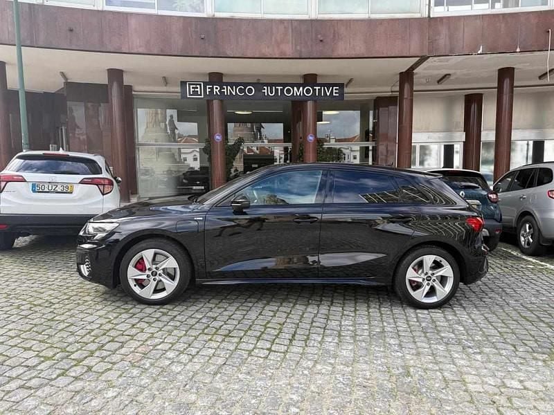 Usado Audi A3 Sportback e-tron 245 HP (180 kW) 2024 Preto Citadino