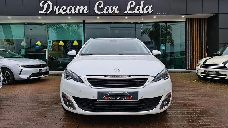 Usado Peugeot 308 Allure 120 HP (88 kW) 2017 Branco Carrinha