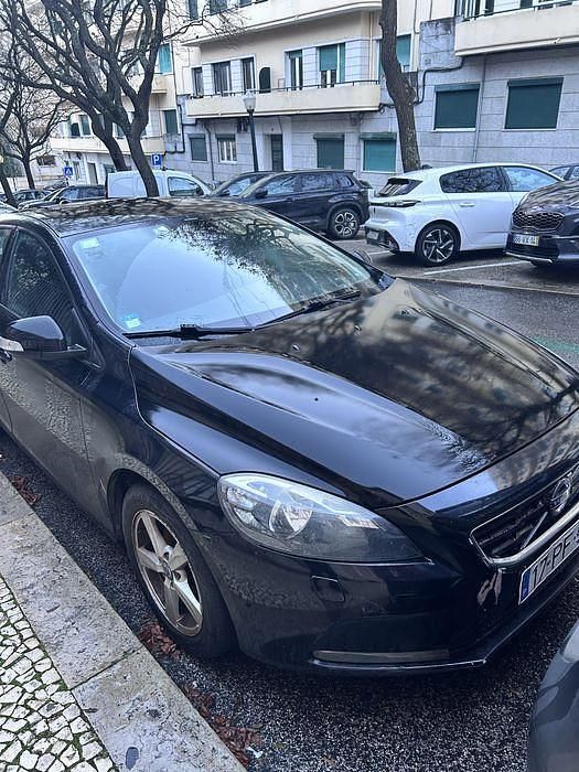 Usado Volvo V40 120 HP (88 kW) 2013 Sedan