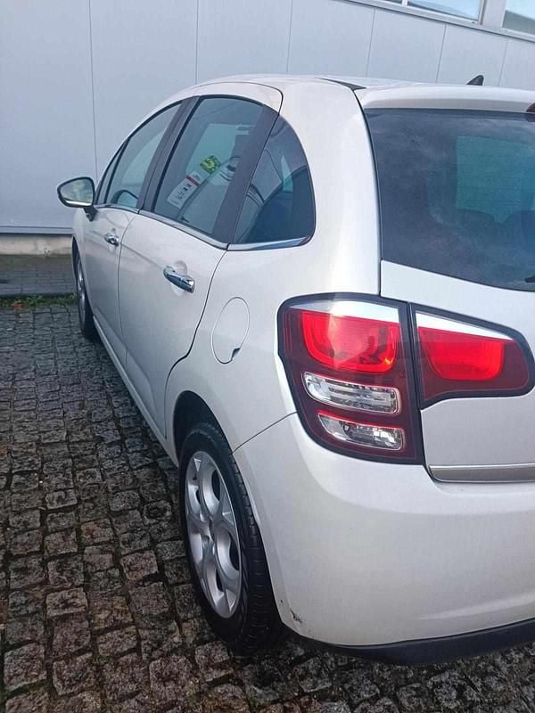 Usado Citroën C3 82 HP (60 kW) 2015 Branco Citadino