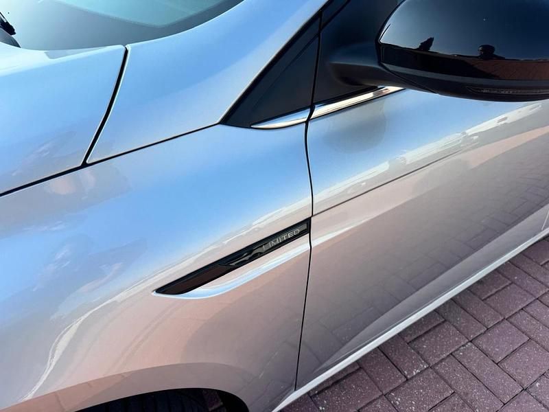 Usado Renault Mégane IV LIMITED 115 HP (84 kW) 2022 Cinza Carrinha