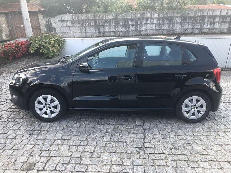 Usado 2013 VW Polo Sedan | € 5.499 (Preço justo) - Imagem 1/4
