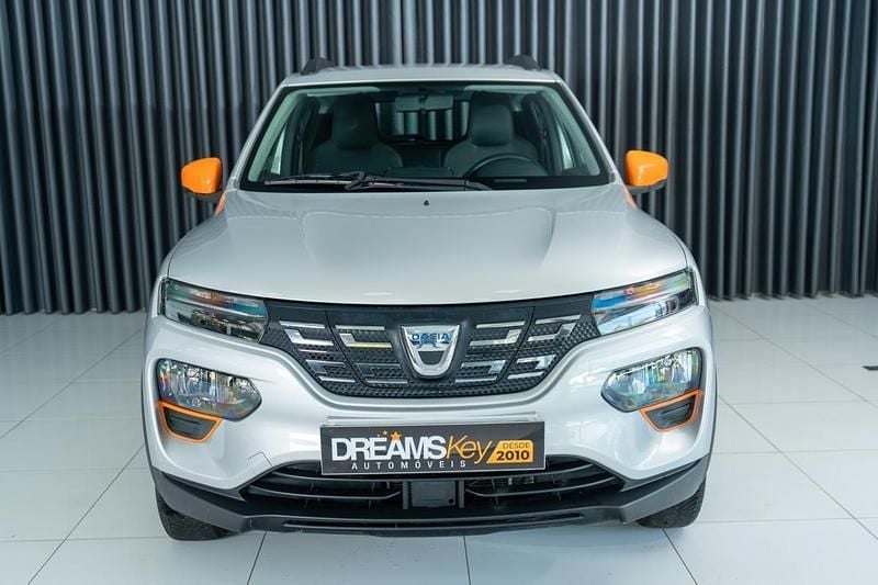 Usado Dacia Spring Comfort Plus 33 kW (45 HP) 2022 Cinza Citadino