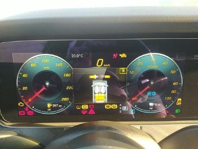 Usado Mercedes E300 306 HP (225 kW) 2021 Cinzento graphite