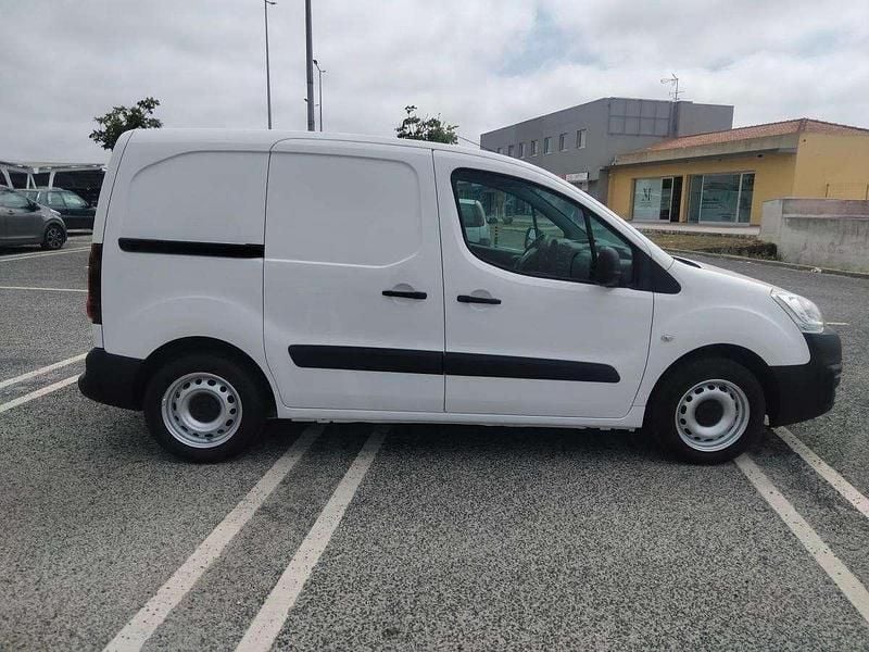 Branco Usado 2018 Citroën Berlingo | € 12.250 (Preço elevado) - Imagem 1/4
