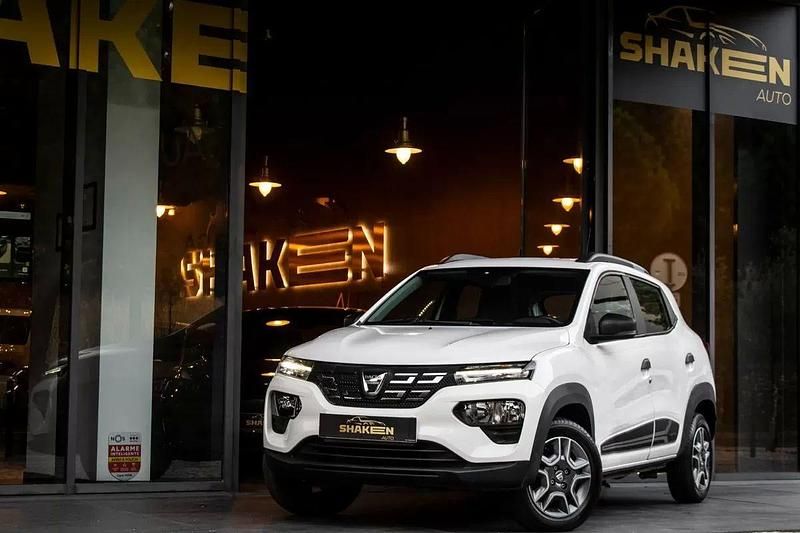 Branco Usado 2021 Dacia Spring Comfort Citadino | € 10.990 (Preço justo) - Imagem 1/4