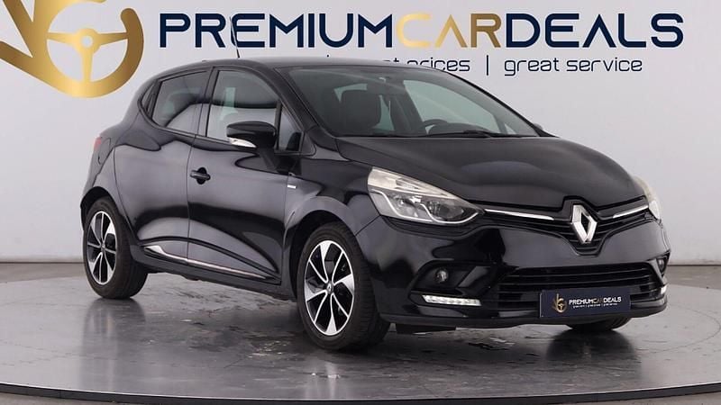 Preto Usado 2017 Renault Clio IV LIMITED | € 9.990 (Bom preço) - Imagem 1/4