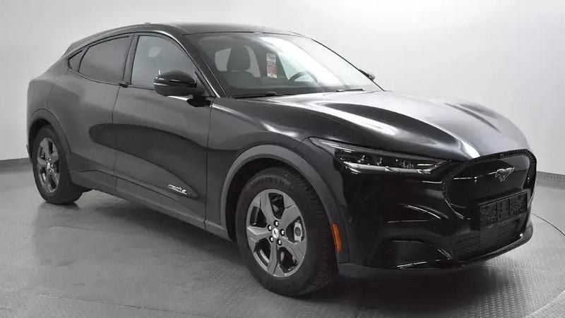 Usado Ford Mustang Mach-E 197 kW (269 HP) 2022 Cinzento SUV