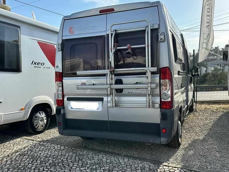 Usado Fiat Ducato 120 HP (88 kW) 2011 Cinzento Van