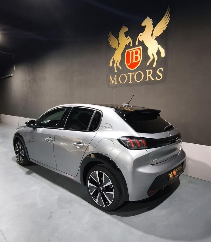 Usado Peugeot 208 GT-line 102 HP (75 kW) 2019 Cinza Citadino