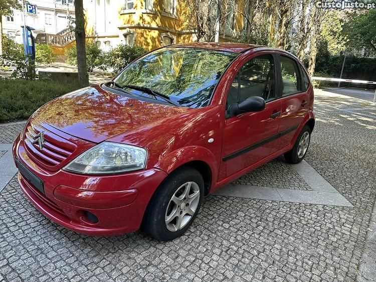 Vermelho Usado 2004 Citroën C3 Citadino | € 3.250 (Preço justo) - Imagem 1/1