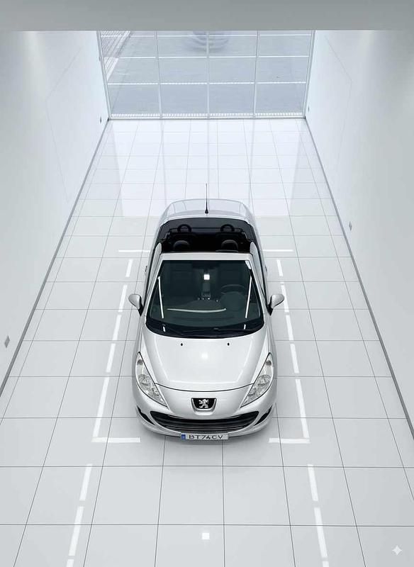 Cinzento Usado 2009 Peugeot 207 Cabrios | € 6.900 (Preço justo) - Imagem 1/4