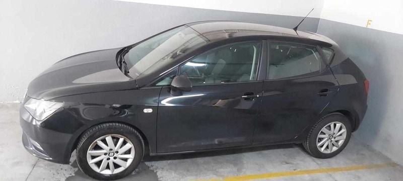 Preto Usado 2016 Seat Ibiza Citadino | € 7.900 (Super Preço) - Imagem 1/4