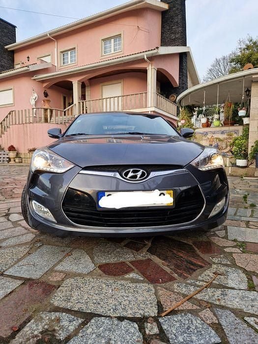 Usado 2011 Hyundai Veloster Citadino | € 10.250 - Imagem 1/4