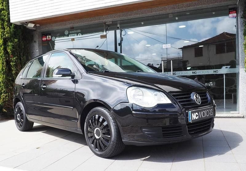 Preto Usado 2008 VW Polo | € 3.250 (Bom preço) - Imagem 1/4