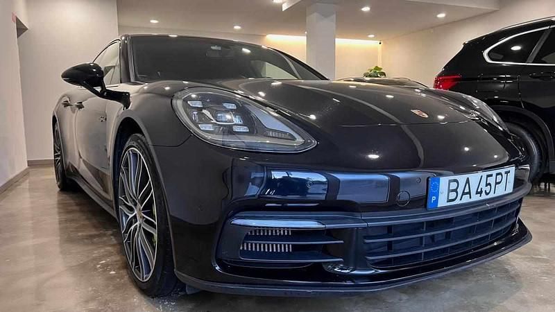 Usado Porsche Panamera 462 HP (339 kW) 2017 Preto Citadino
