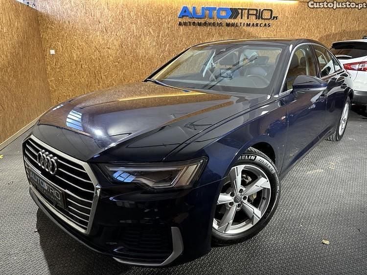 Azul Usado 2019 Audi A6 S-Line Sedan | € 25.500 (Caro) - Imagem 1/1