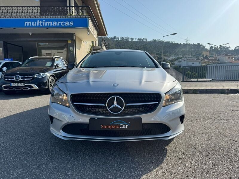Usado Mercedes CLA180 Shooting Brake 109 HP (80 kW) 2016 Cinza Carrinha