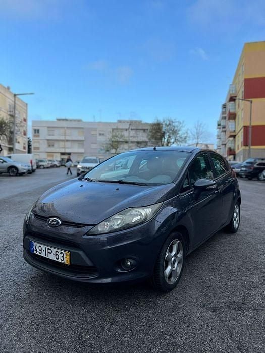 Usado 2009 Ford Fiesta Citadino | € 5.050 (Preço justo) - Imagem 1/4