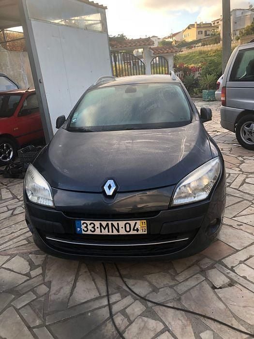 Usado 2011 Renault Mégane III Sedan | € 3.500 (Bom preço) - Imagem 1/4